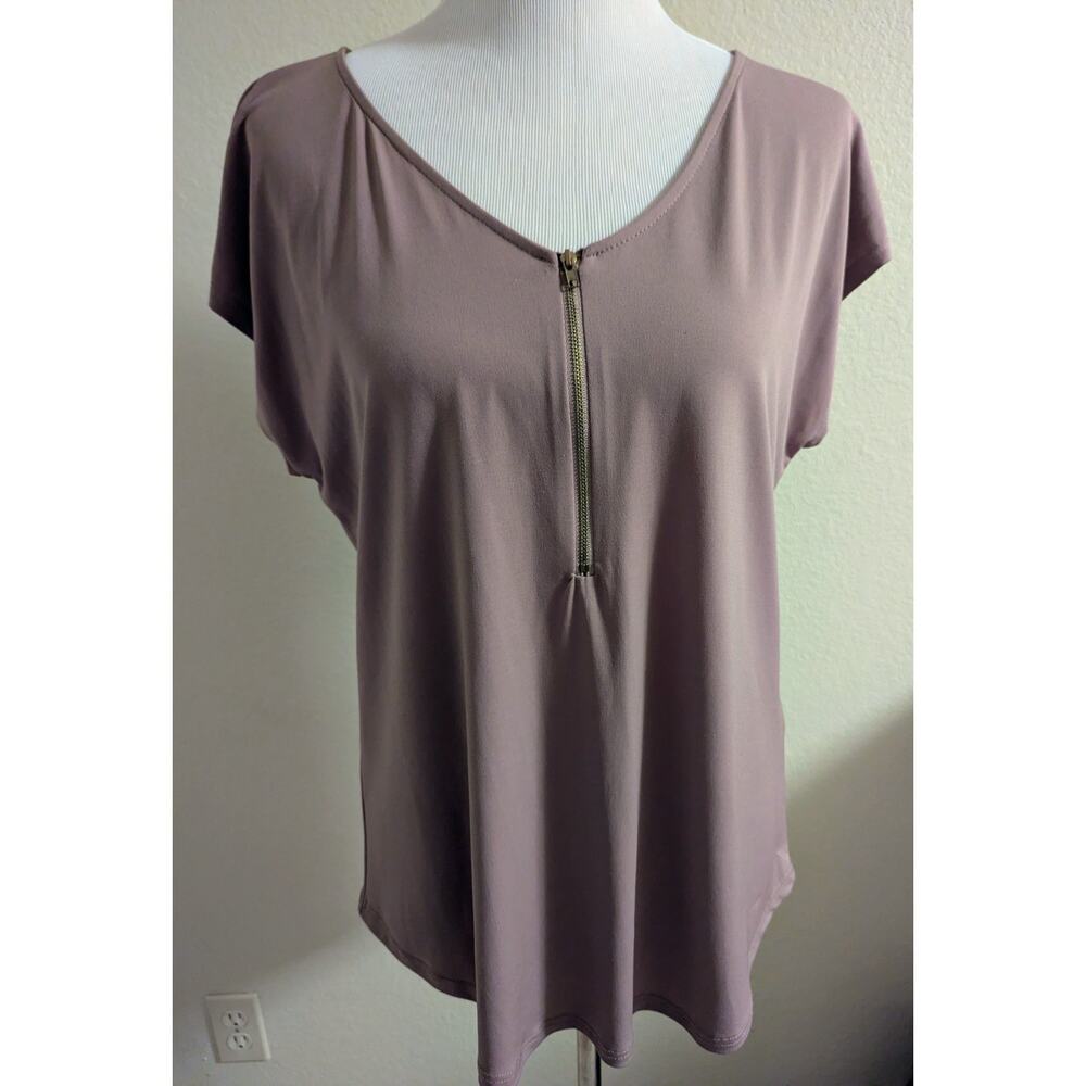 Moa Moa Size L Mauve Zip Front Blouse Short Sleeve Soft Stretch Top Casual Chic